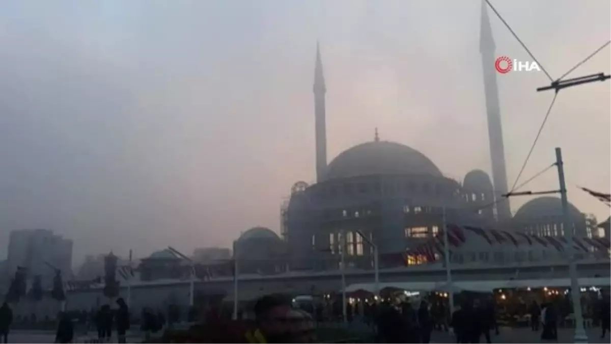 Taksim\'den Sis Manzarası