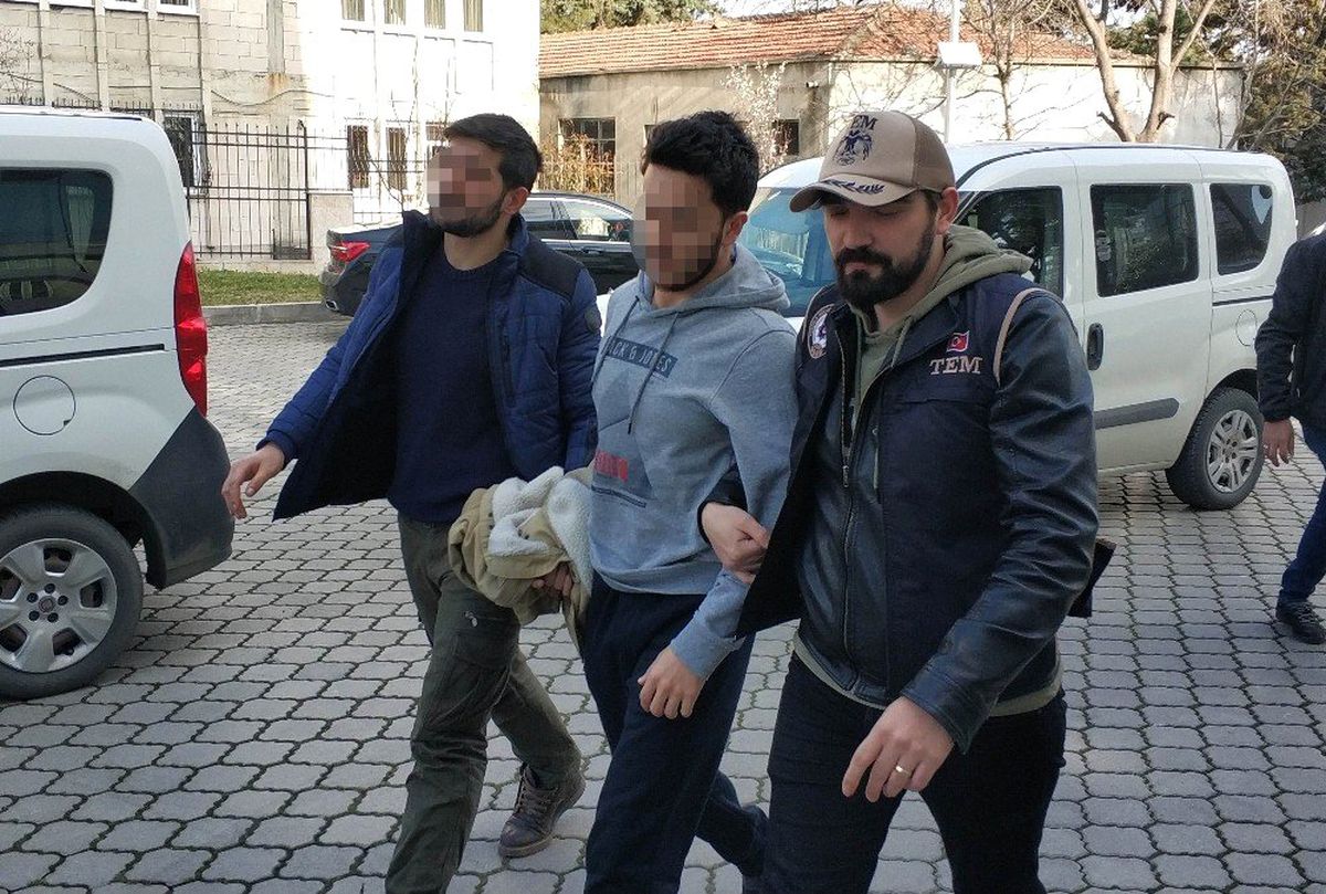 Ankesörlü Telefon Operasyonunda 3 Asker Adliyeye Sevk Edildi