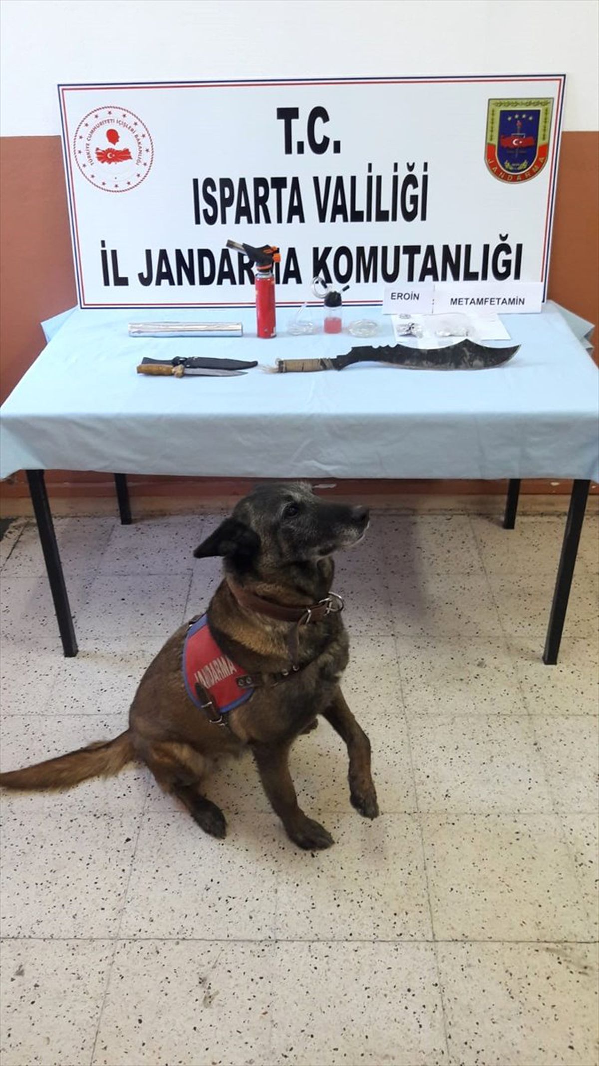 Isparta\'da Uyuşturucu Operasyonu