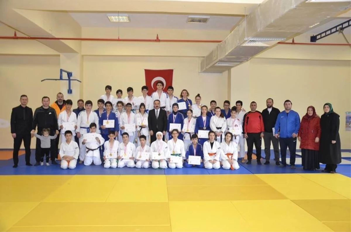 Judo Müsabakaları ve Analig Seçmeleri Tamamlandı