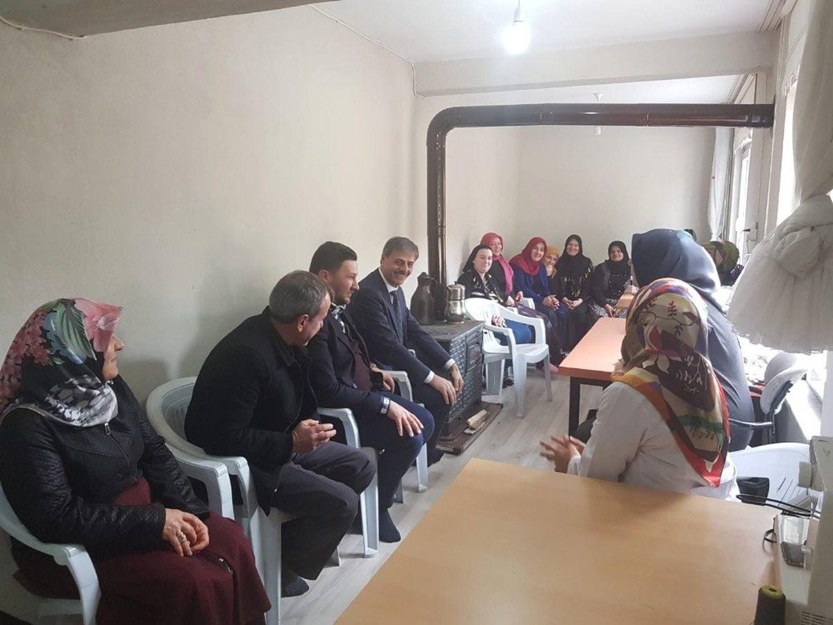 Kursiyerlerden Başkan Alemdar\'a Teşekkür