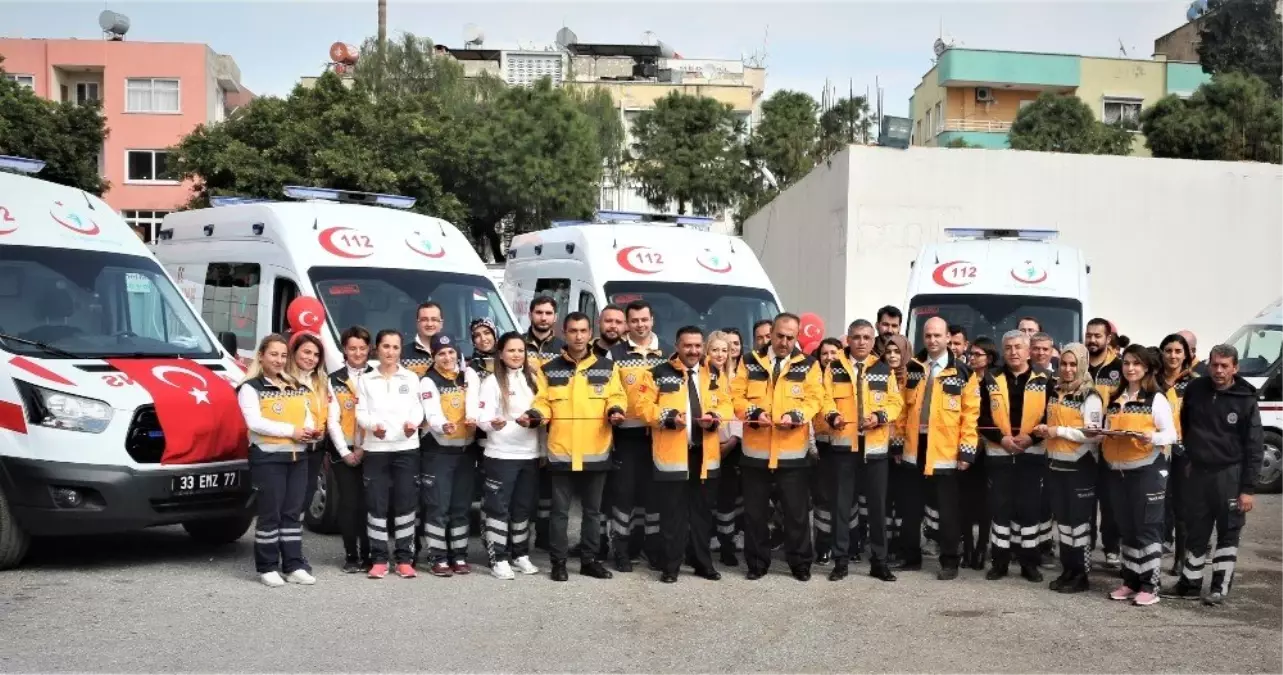 Mersin\'e 4 Yeni Ambulans