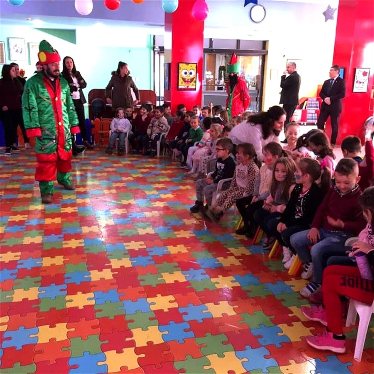 Minikler Kütüphanede "Masal Kahramanlarıyla" Tanışıyor