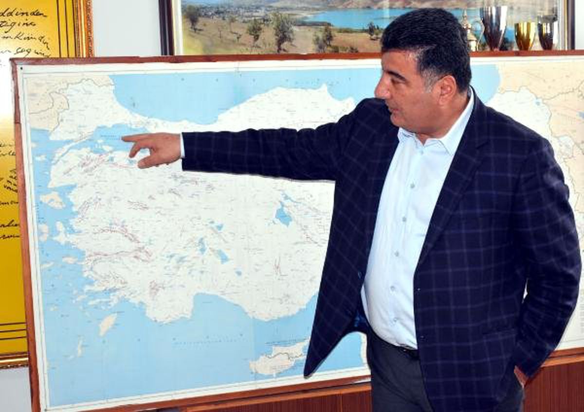 Prof. Dr. Orhan Tatar: Türkiye\'de Aktif 485 Fay Hattı Var
