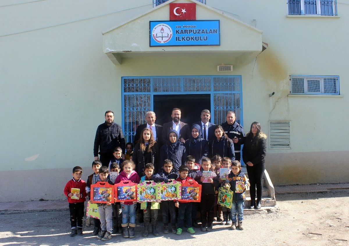 Van Büyükşehir Belediyesinden Eğitime Destek