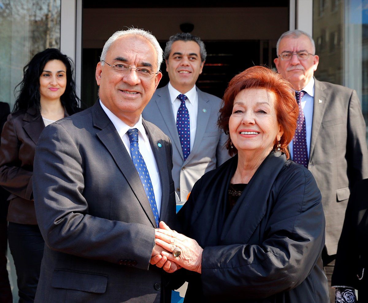 31 Mart\'ta Sandıklardan Güvercinler Uçacak"