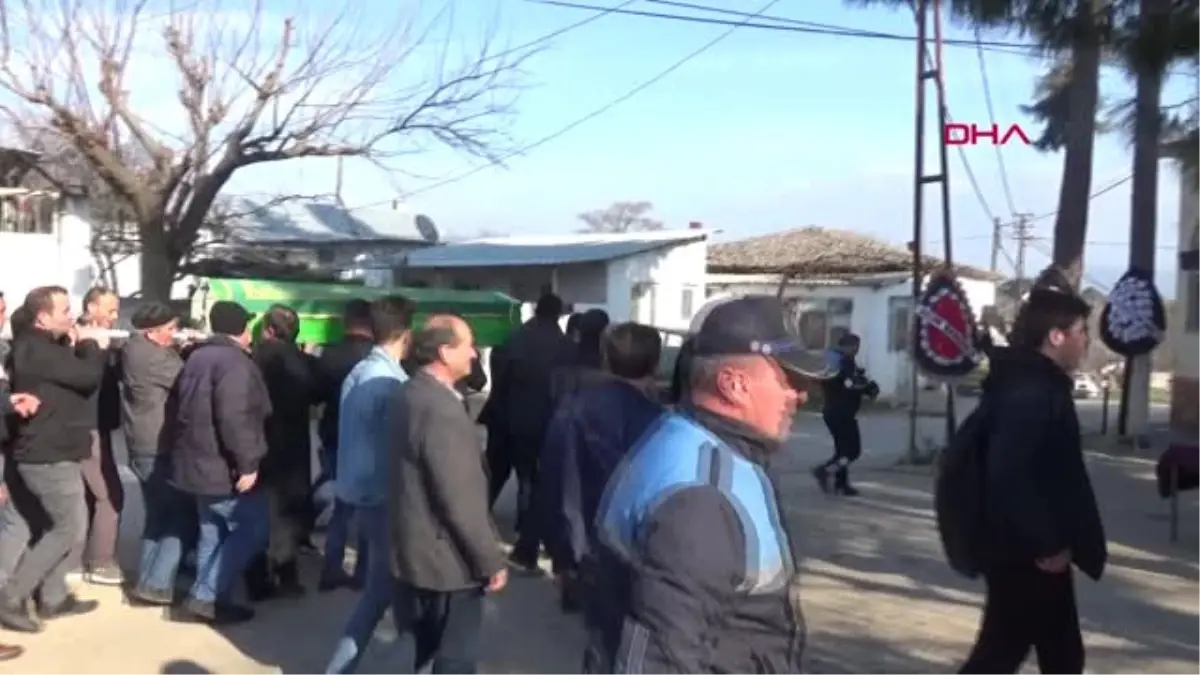 Çanakkale Ezineli Barış, Gözyaşlarıyla Son Yolculuğuna Uğurlandı