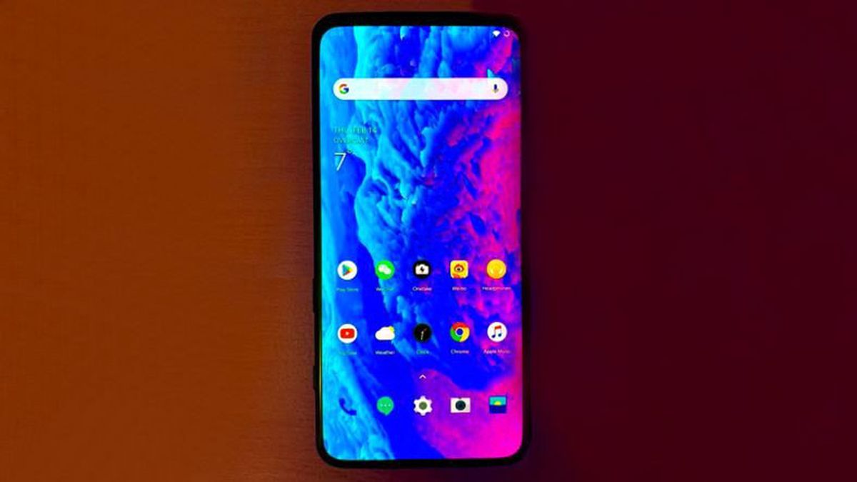 Çentiksiz Telefon Hayranlarını Mest Edecek Oneplus 7\'nin Görüntüleri Ortaya Çıktı