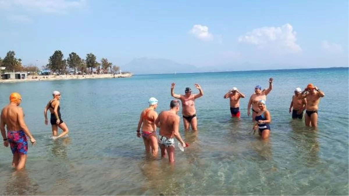 Datça\'da Türk ve Yunan Yüzücülerden Dostluk Antrenmanı