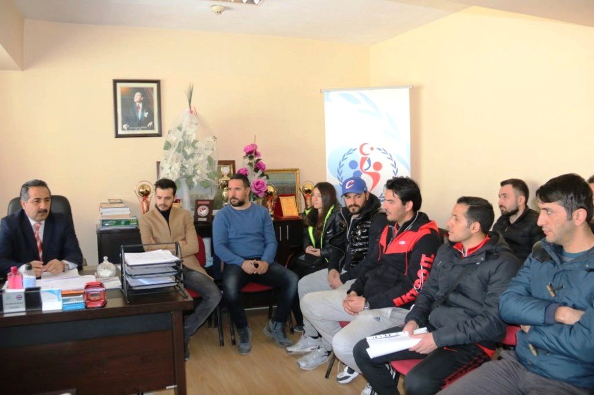 Erciş\'te \'Kurumlar Arası Voleybol Turnuvası\' Kuraları Çekildi