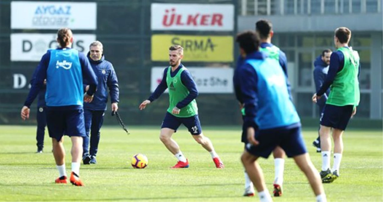 Fenerbahçe, Beşiktaş Maçı Hazırlıklarına Başladı