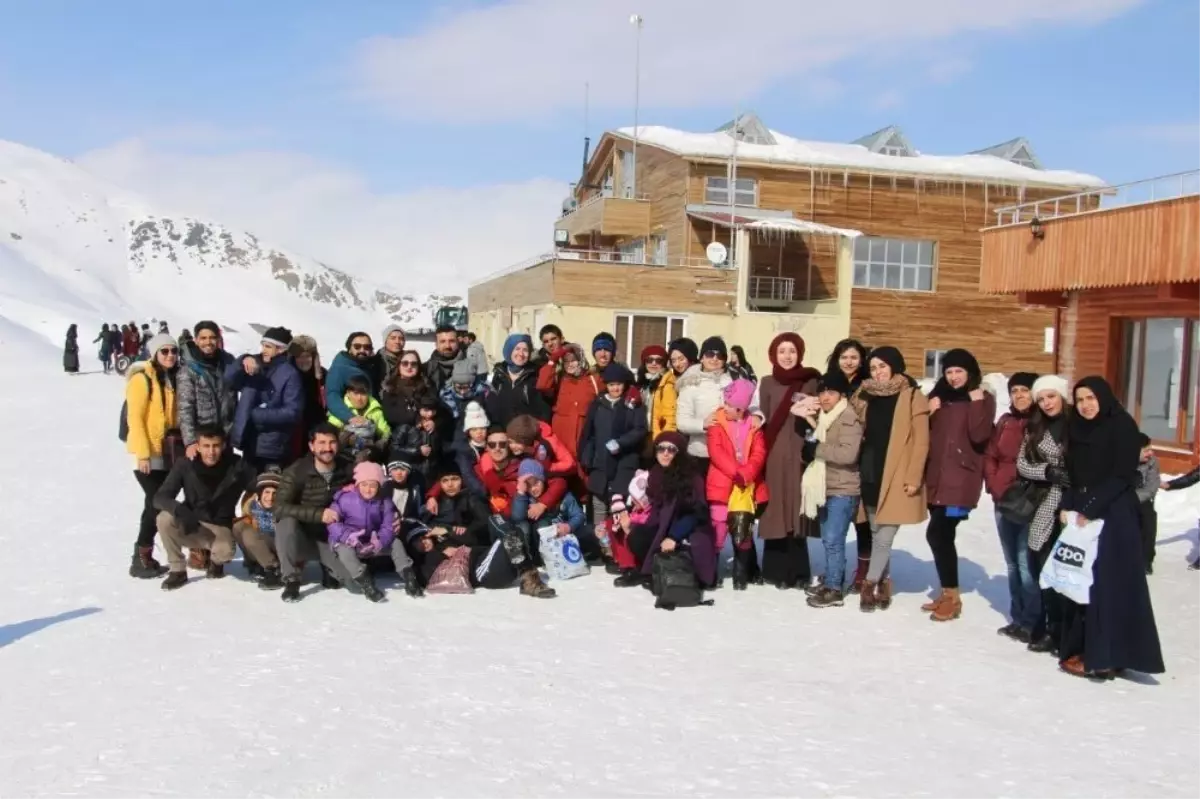 Hakkari\'de "Mutlu Çarşamba" Projesi