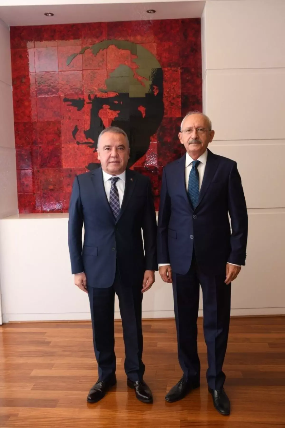 Kılıçdaroğlu, Antalya\'ya Geliyor