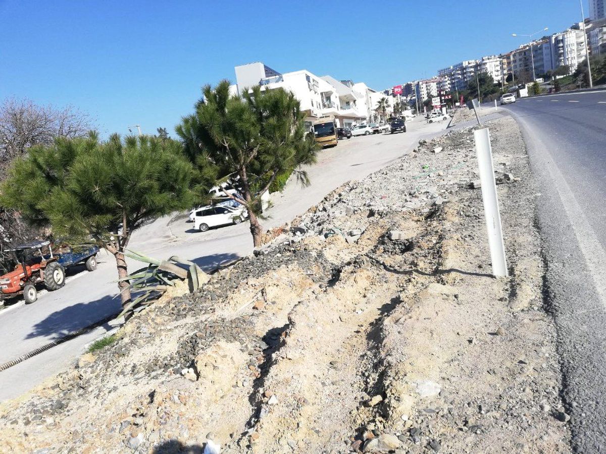 Kuşadası CHP\'den Çevre Yolu Tepkisi