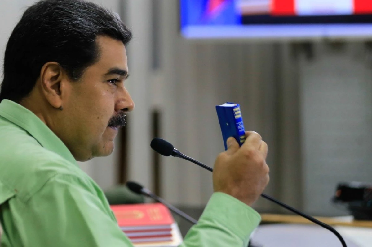 Maduro\'nun Kapattığı Brezilya Sınırında Kuyruklar Oluştu