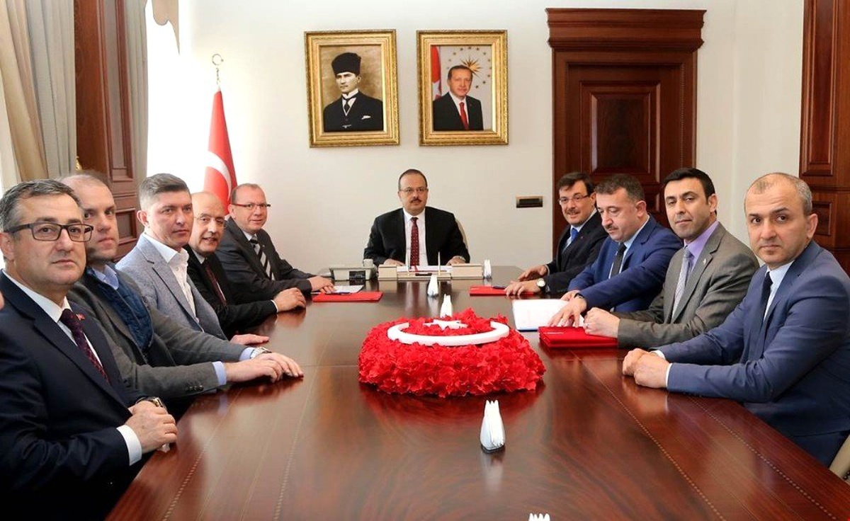 Matlı: "Tarıma Yapılacak En Büyük Hizmet Eğitimdir"