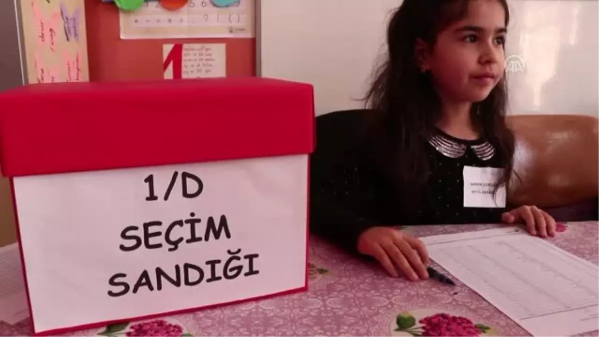 Sınıf Başkanlığı Seçimini Demokrasi Şölenine Dönüştürdüler (2)