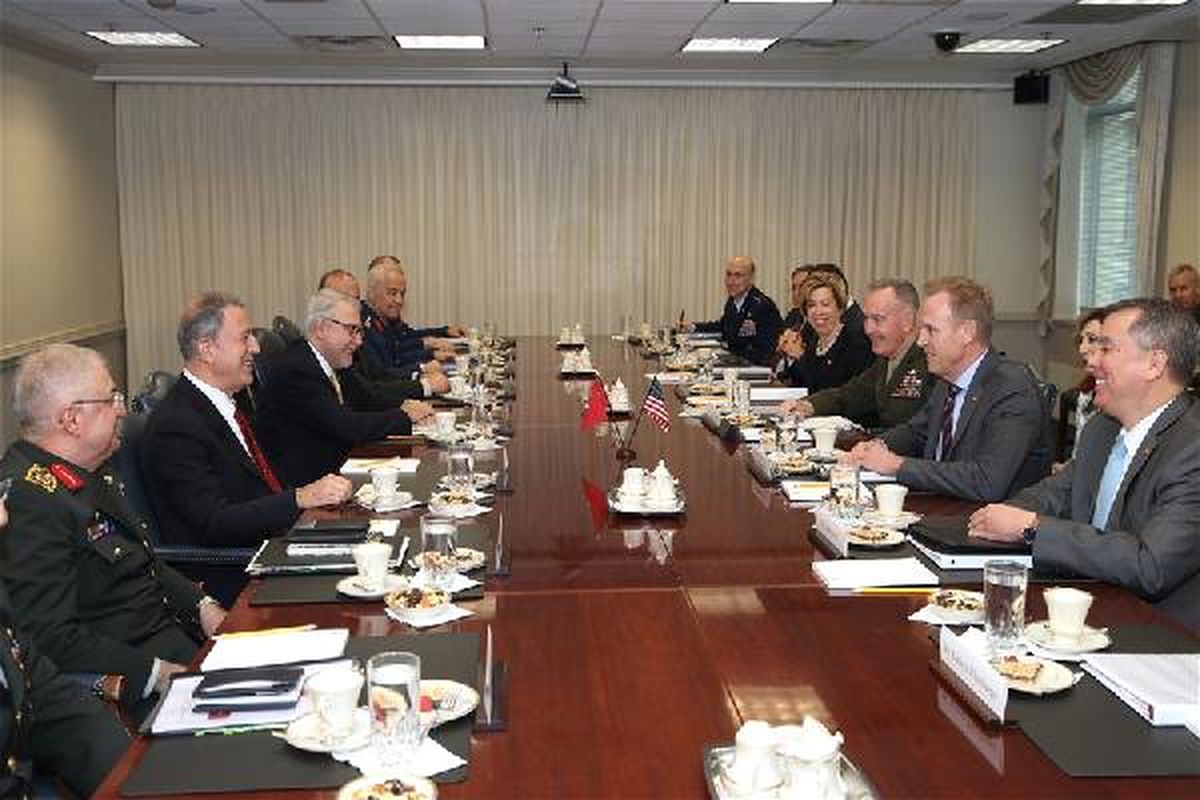 Bakan Akar, ABD Savunma Bakan Vekili Shanahan ile Pentagon\'da Görüştü