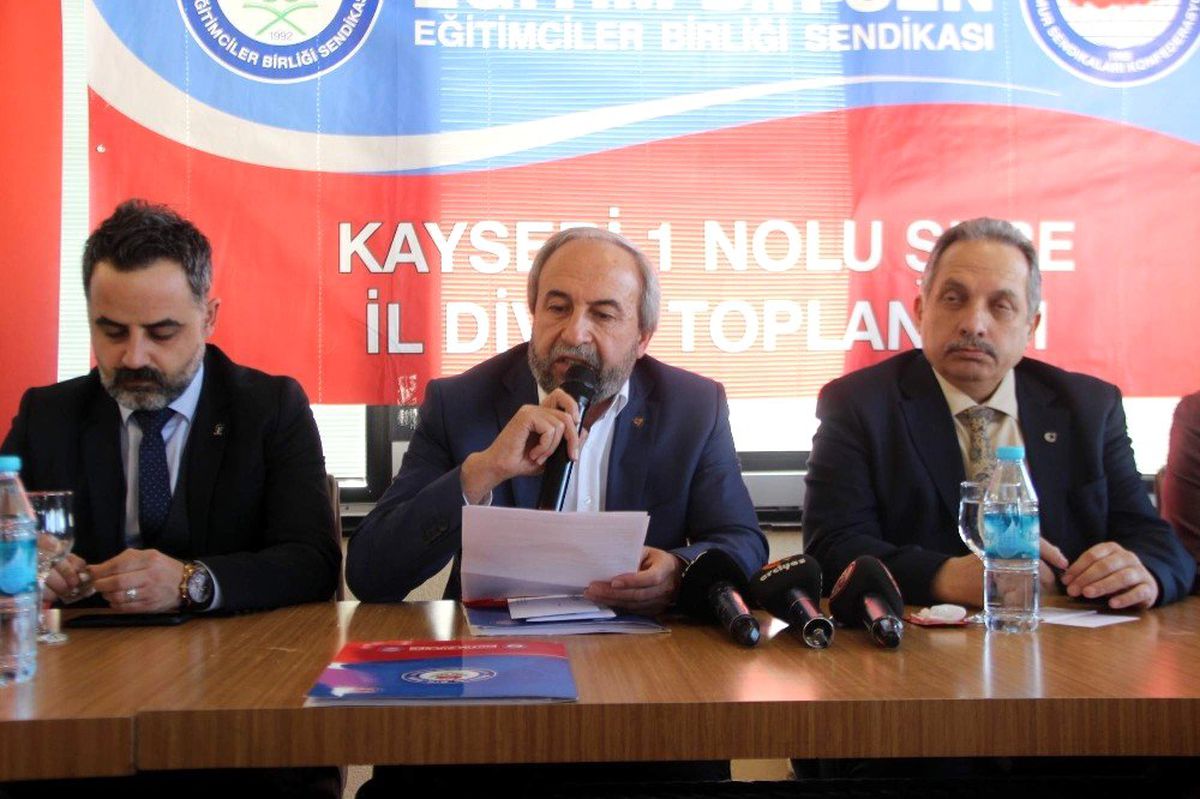 Başkan Kalkan: "Kamuda Sözleşmeli İstihdam Modelinden Vazgeçilmesi Gerekiyor"