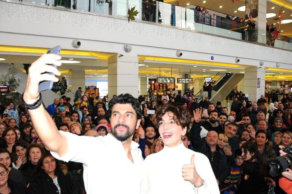 Bergüzar Korel: Filmimiz Sadece Sinema Salonlarında Oynayacak