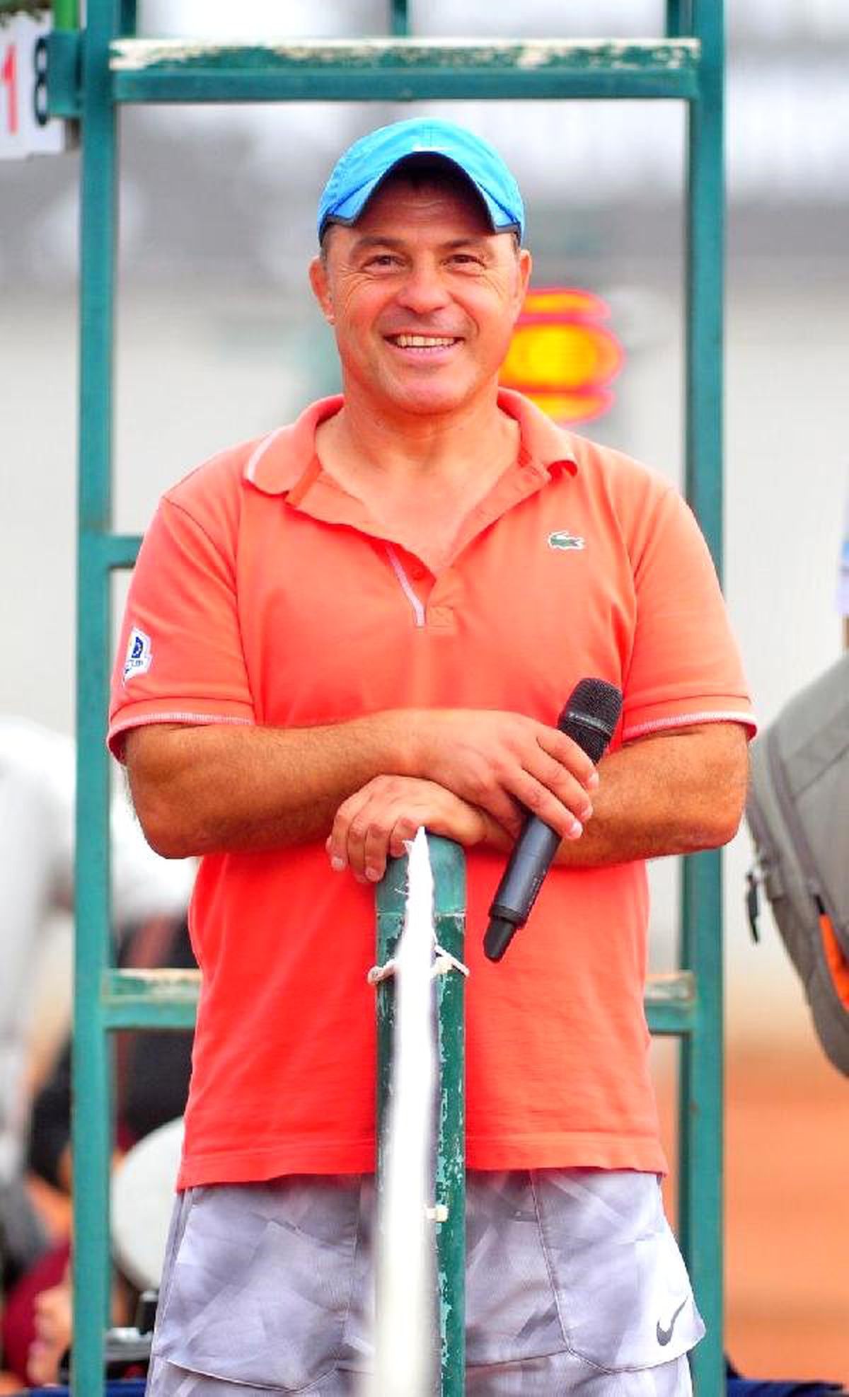 Bursa\'da Tenis Işık Saçıyor