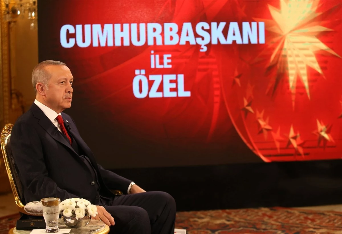 Cumhurbaşkanı Erdoğan, Canlı Yayında Soruları Yanıtladı