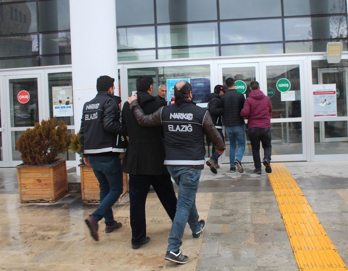 Elazığ\'da Uyuşturucu Operasyonu : 2 Tutuklama