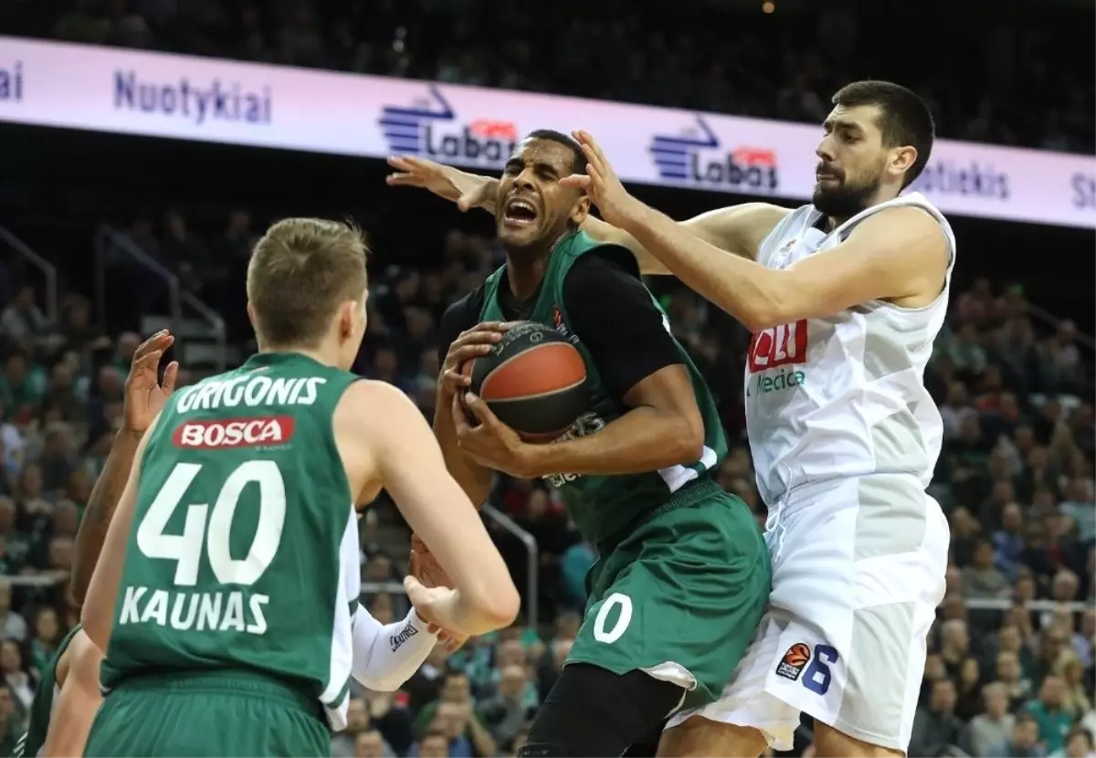 Euroleague\'de 23. Haftanın Mvp\'si Brandon Davies