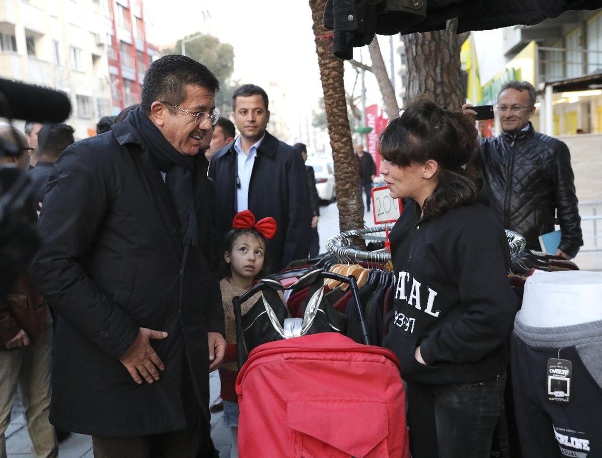 İzmir, Türk Halıcılığının Merkezi Olacak