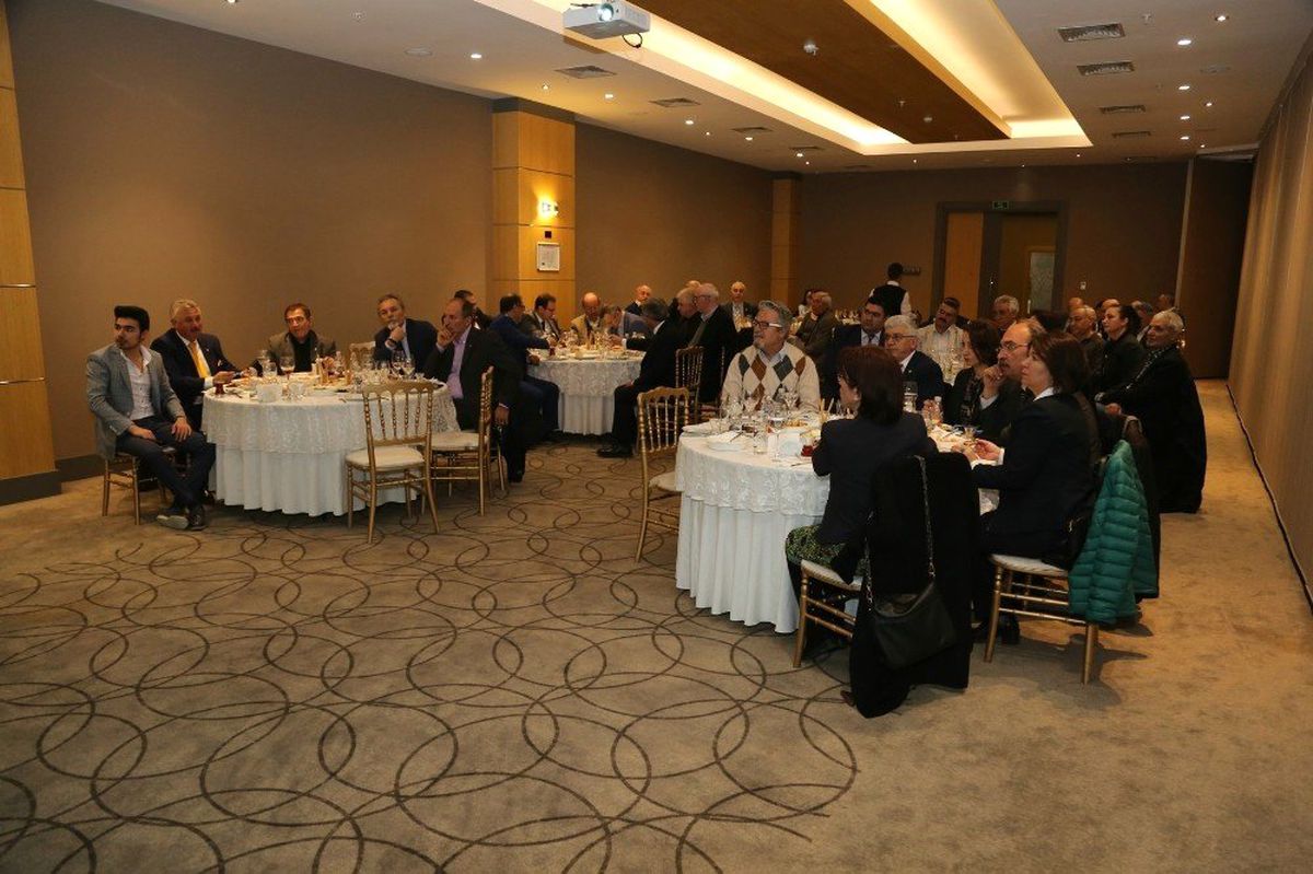 Kazım Kurt Meclis Üyesi Adayları ile Bir Araya Geldi