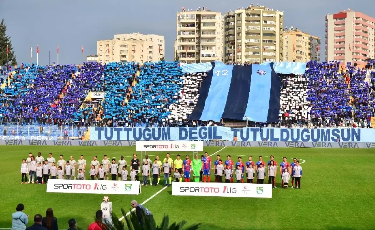 Spor Toto 1. Lig: Adana Demirspor: 2 - Altınordu: 0 (İlk Yarı)