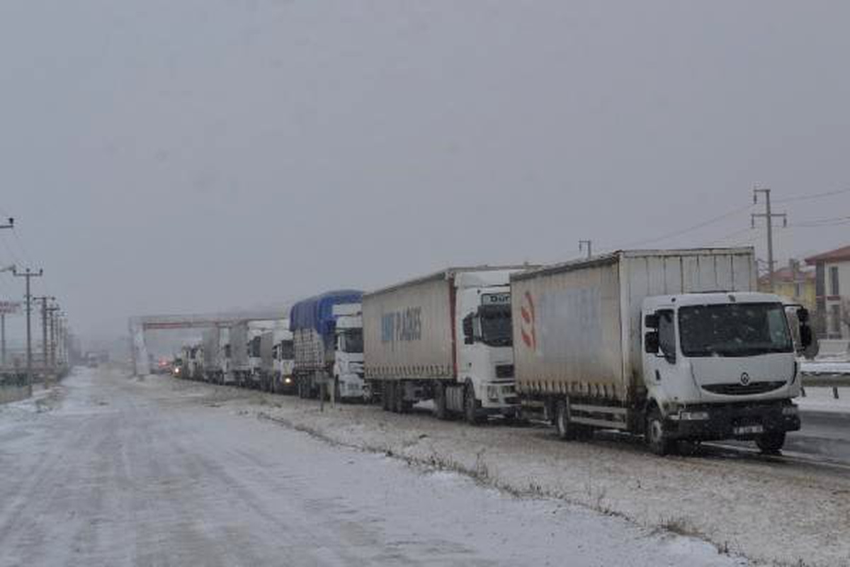 Trakya\'da Kar ve Fırtına Etkili Oluyor (4)