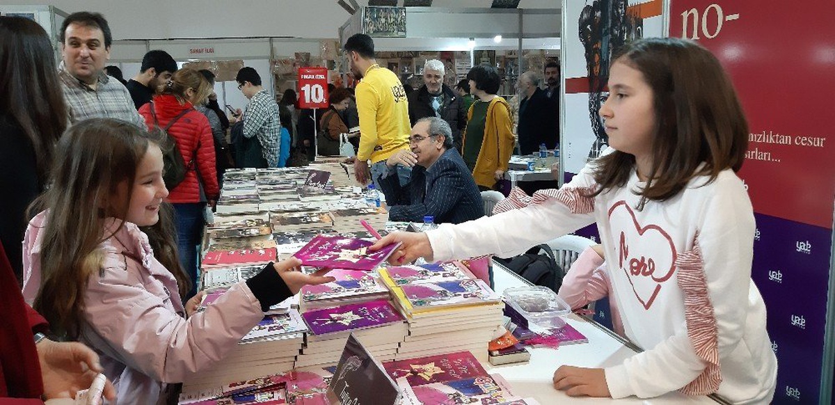 10 Yaşındaki Tuğçe İkinci Kitabını Yazdı