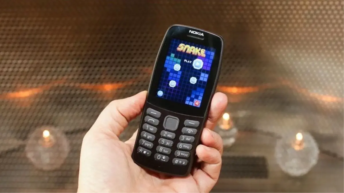 35 Dolarlık Fiyatıyla Dikkat Çeken Nokia 210 Tanıtıldı