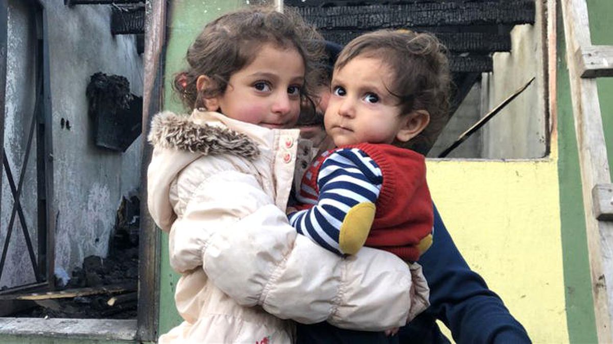 4 Yaşındaki Ceren, Kardeşini Yanmaktan Kurtardı