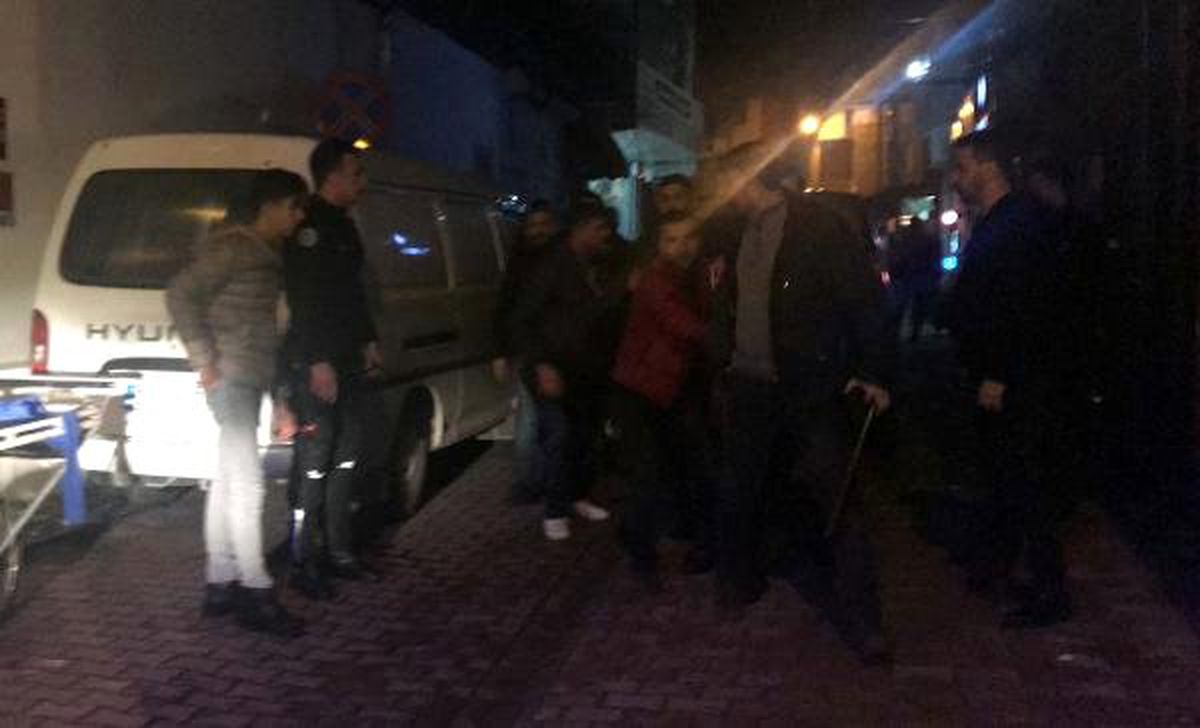 Adıyaman\'da İki Grup Arasında Kavga: 4 Yaralı, 5 Gözaltı