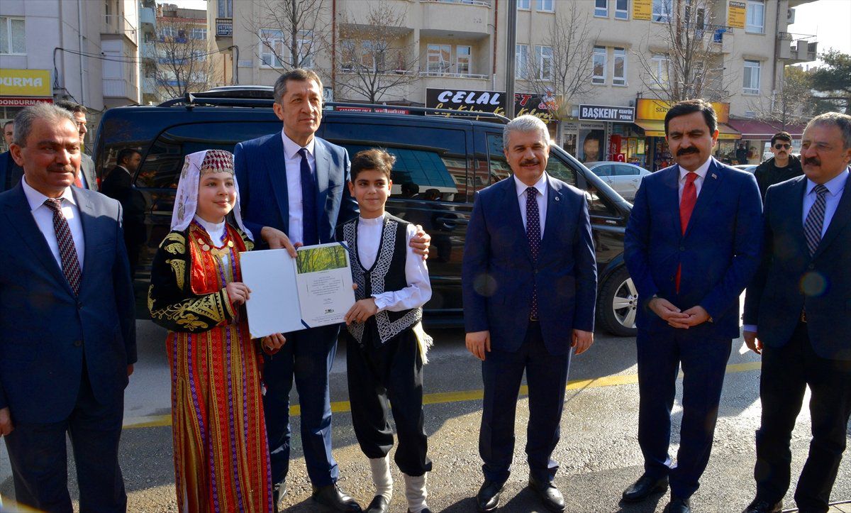 Bakan Selçuk, Kırşehir\'de
