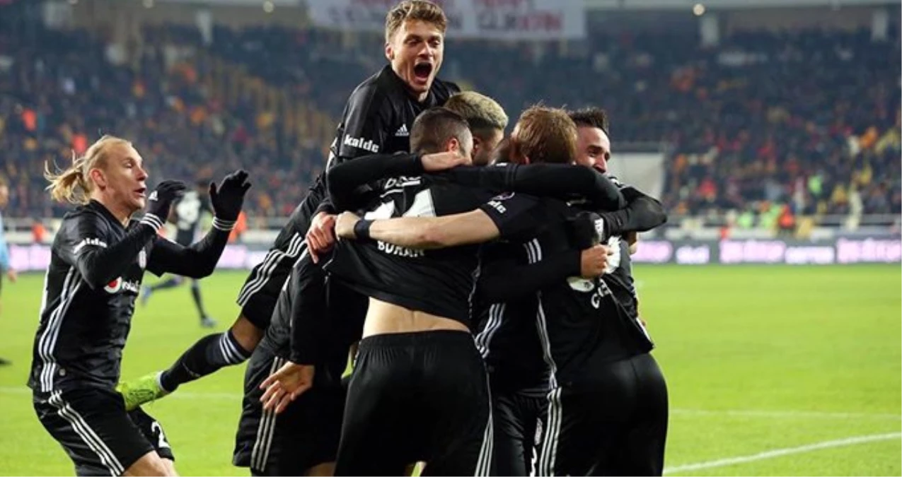 Beşiktaş, Fenerbahçe\'yi de Yenip Zirve Takibini Sürdürmek İstiyor