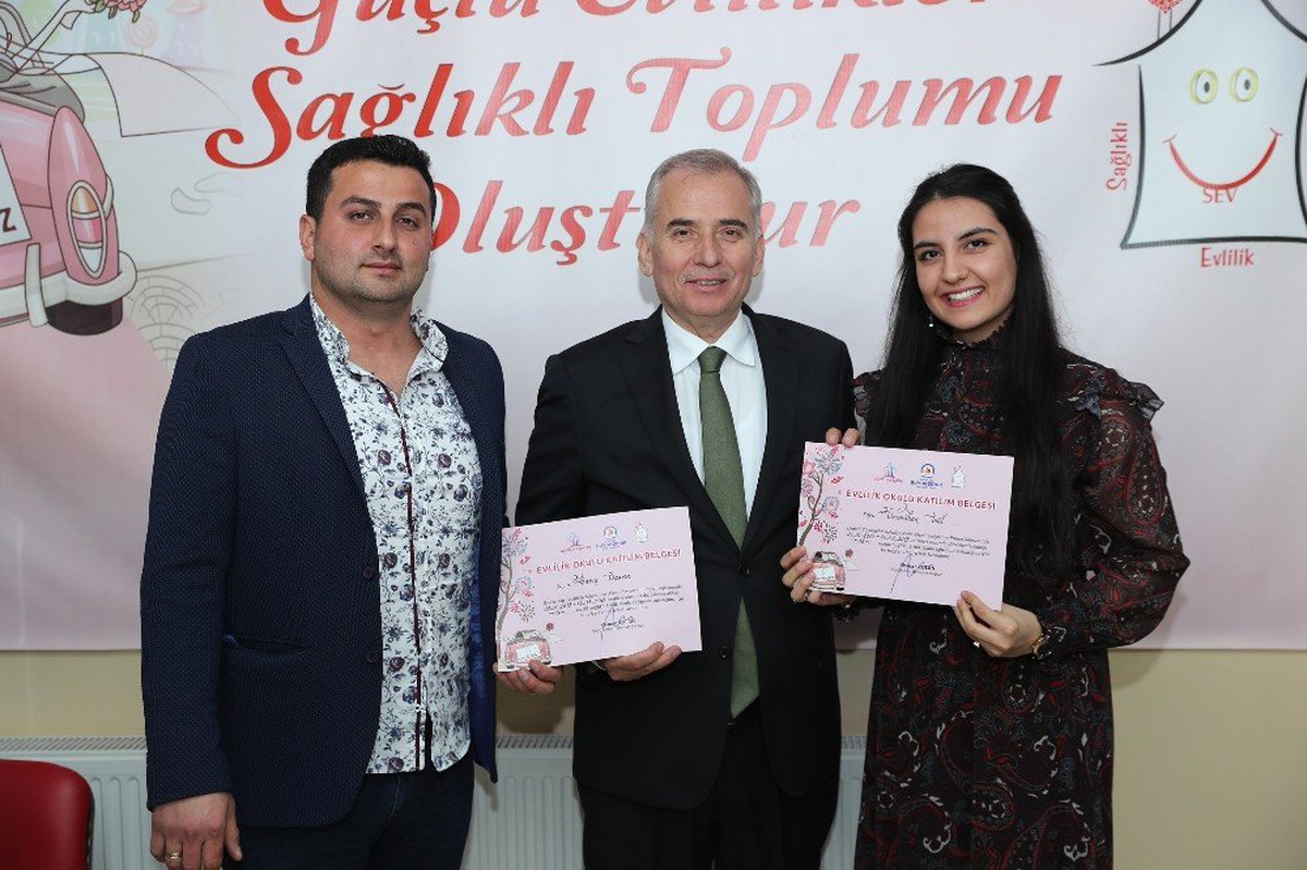 Evlilik Okulu Yeni Mezunlarını Verdi