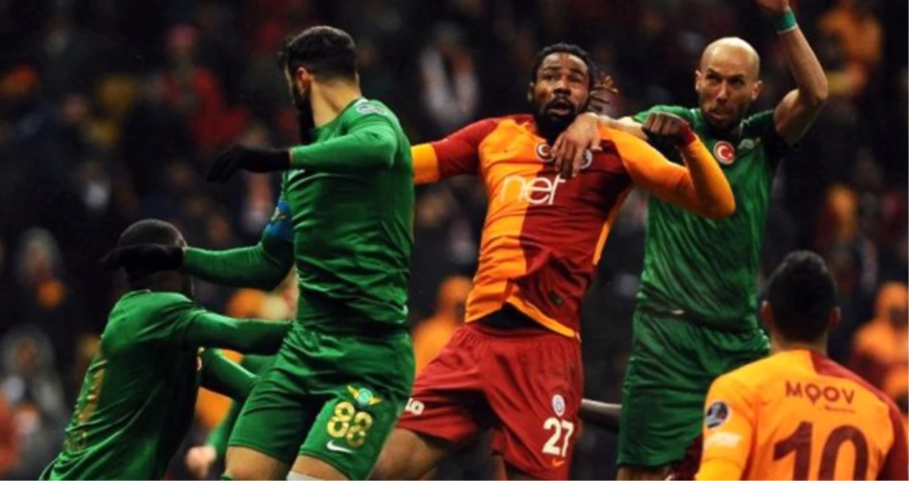 Galatasaray\'da Younes Belhanda ile Mariano Tartıştı!