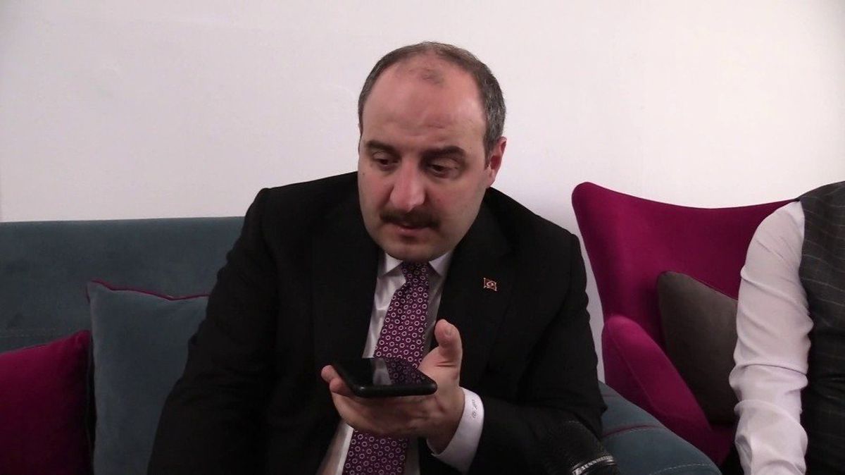 Bakan Varank, Bilim Üssü Heyetiyle Telefonda Görüştü