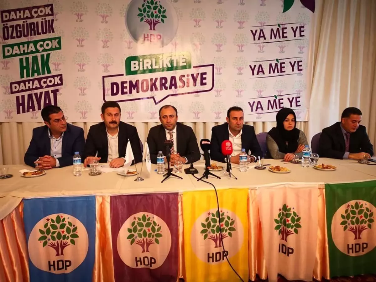 Hdp Saadet Partisi\'nin Adayını Desteklemek İçin Adaylarını Geri Çekti