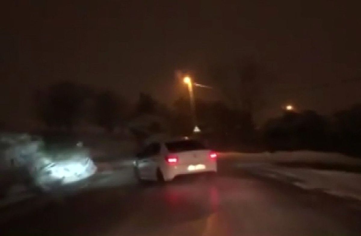 İstanbul\'da Kar Altında "Drift" Terörü Kamerada
