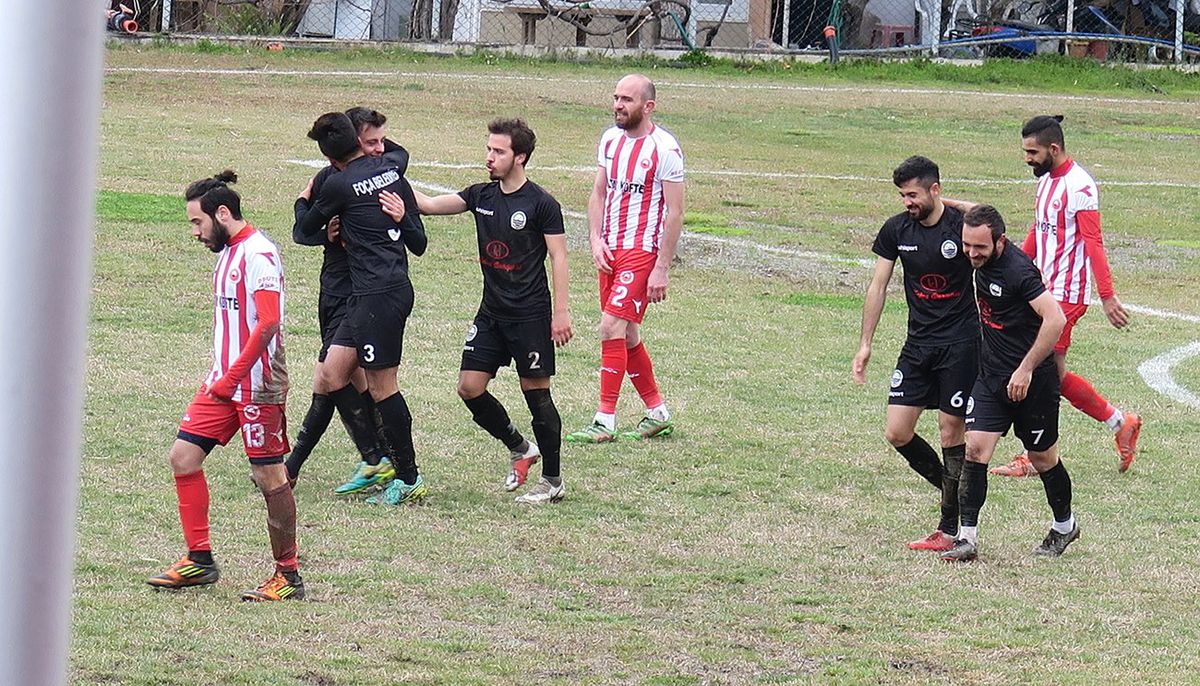 Lider, 4 Golle Kazandı