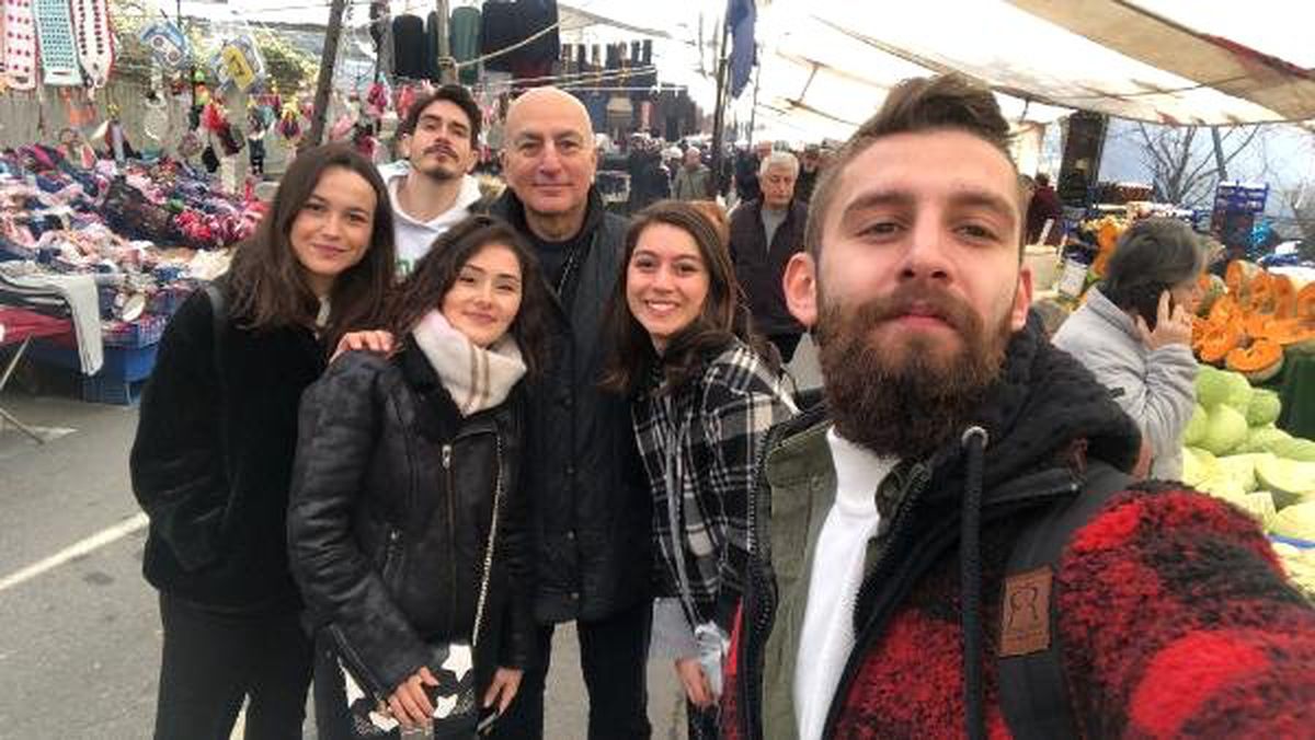 Mahfi Eğilmez\'den Pazarda Ekonomi Dersi