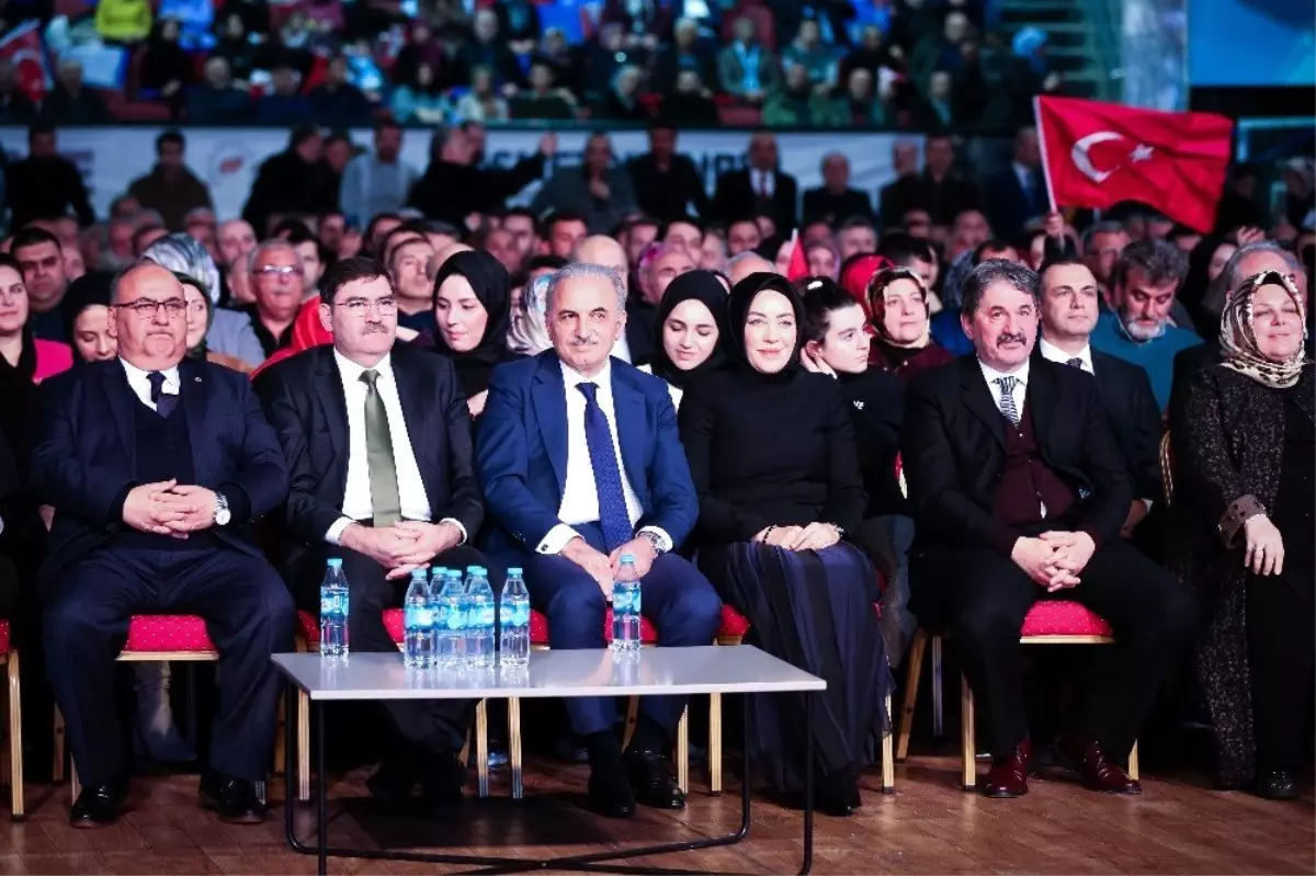 Yıldırım, Ümraniye\'yi İstanbul\'un Merkezi Yapacak Projeleri Açıkladı