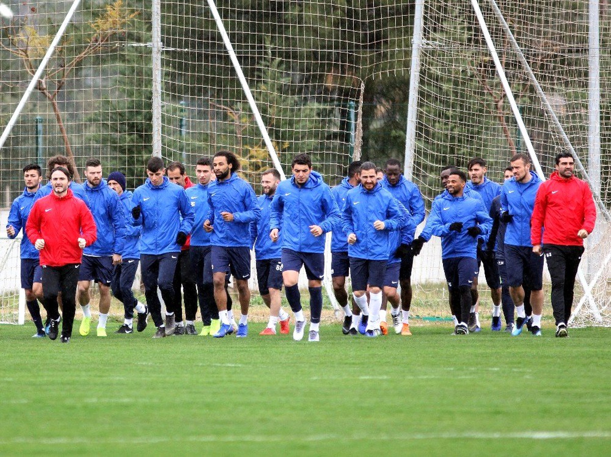 Antalyaspor\'a Milli Ziyaret