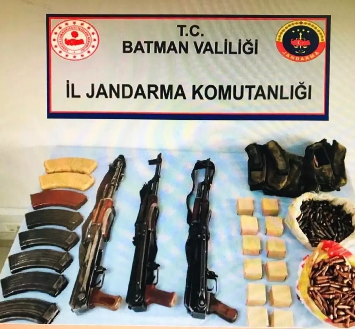 Batman\'da Teröristlere Ait Silah ve Mühimmat Bulundu