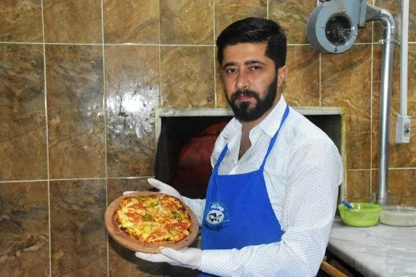 Çocuklar İçin ’Alabalıklı Pizza’ Yaptı Son Dakika