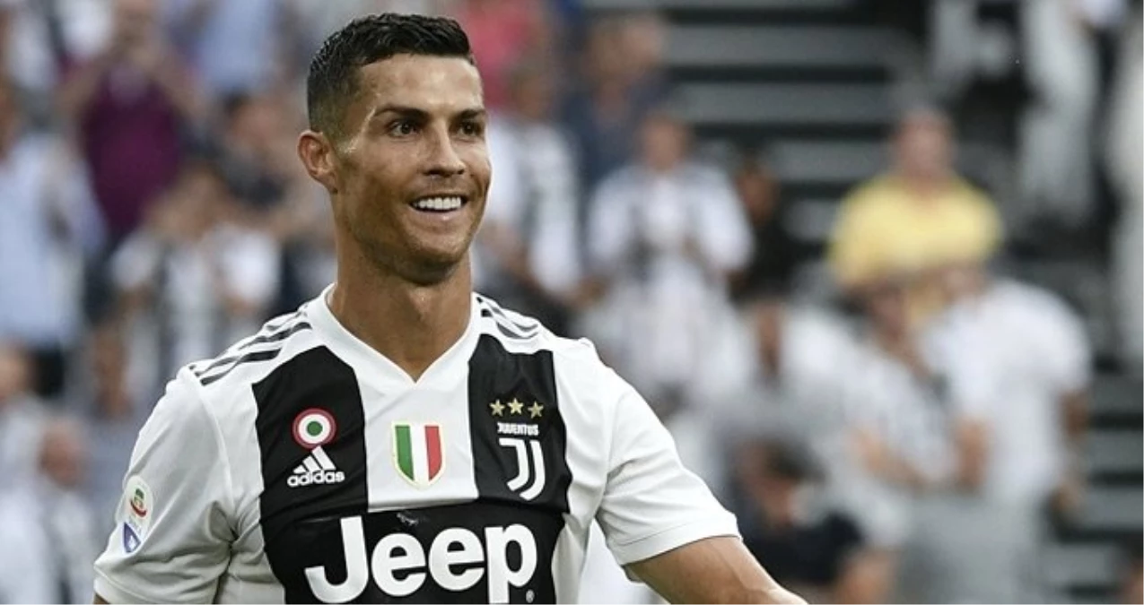 Cristiano Ronaldo, Saç Ekim Merkezi Açıyor